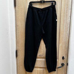 NWT Vuori — Granite Performance Jogger — Heather Black — Size Medium